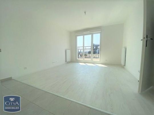 Location Appartement 3 pièces 54m² LE BLANC MESNIL 93150 - Photo 1