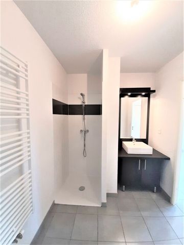 Location Appartement 1 pièce 35m² LAUNAGUET 31140 - Photo 4