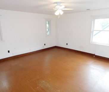 FOR RENT – 2 Graham Street, Dartmouth, Nova Scotia - Photo 6