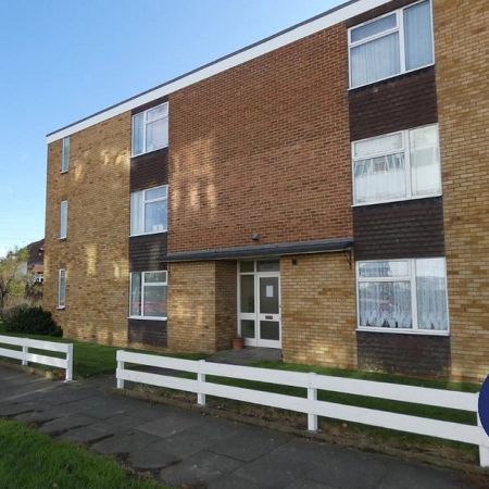 Wellington House, Beresford Gardens, Margate, CT9 3AW, Kent - Photo 4