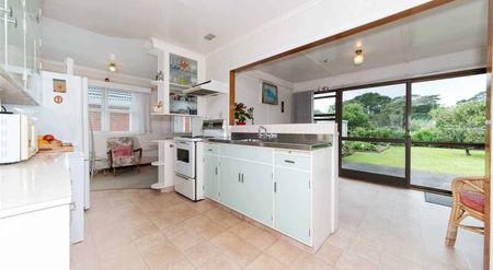 MT ROSKILL, 3 BEDROOMS - Photo 3