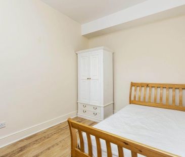 1 bedroom barn conversion to rent - Photo 2