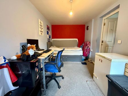 3 bedroom maisonette to rent - Photo 5