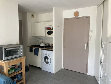 Location Appartement 2 pièces 25m² CAEN 14000 - Photo 5