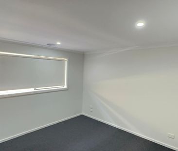 Modern Family Living in Winter Valley - Photo 3