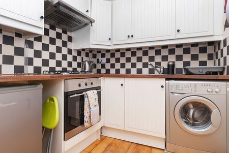 0934L Buchanan Street, Edinburgh, EH6 8RF - Photo 2