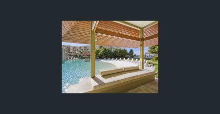 FURNISHED EXECUTIVE APPARTMENT WITH WATER VIEWS! - Photo 2