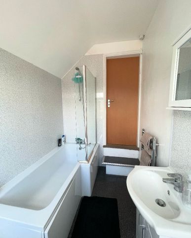 Room 1 – 13 Knighton Fields Road East, LE2 6DP - Photo 4