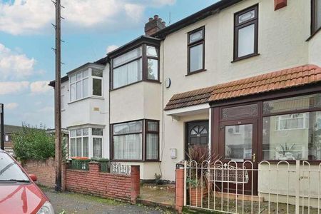 Gresham Road, Canning Town, E16 - Photo 4