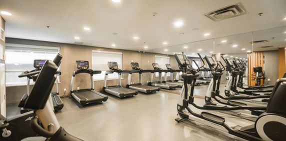 Minto Yorkville - Photo 2