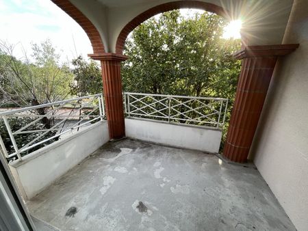 location Appartement T4 DE 80.2m² À L'UNION - Photo 2