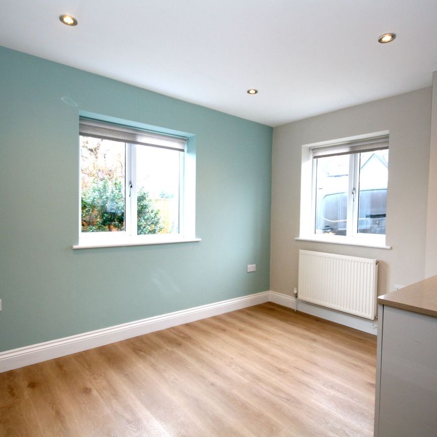 small.property-address__title - Photo 1