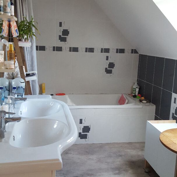 A LOUER - BEAUCOUDRAY Maison - 111 m² sur 2160 m². - Photo 1