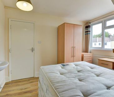 6 bedroom house to rent - Photo 4