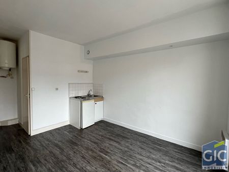 Location Appartement 1 pièce 17m² - Photo 2