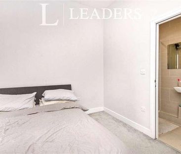 Victoria Avenue, Southend-on-sea, SS2 - Photo 3