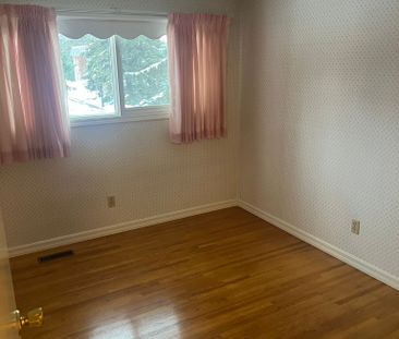 Huge Lot! Well Maintained 4 Bdrms 2.5 Bath House in Willow Park! - Photo 4