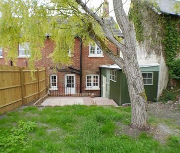 2 bedroom semi-detached house to rent - Photo 1