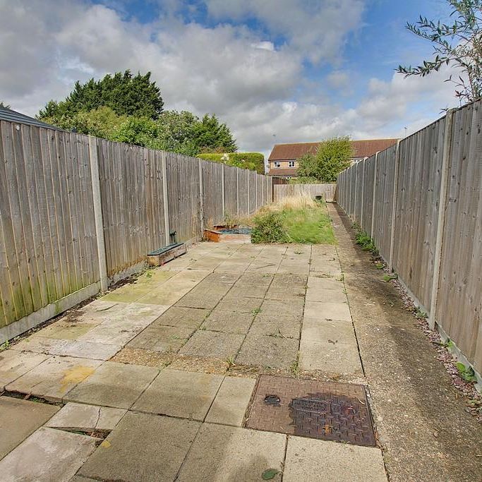 2 bedroom terraced house to rent - Photo 1