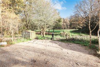 Gustard Wood, Wheathampstead, AL4 8RR - Photo 1
