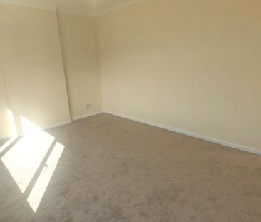 Maltward Avenue - Photo 3