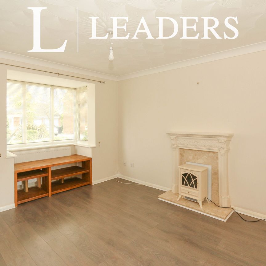 4 bedroom house to rent Brabazon Drive, Mudeford, BH23 - Photo 1