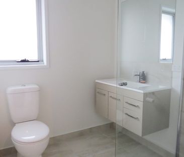 Modern Living with Space to Enjoy - Blackmans Bay - Photo 6