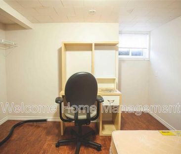 $600 / 1 br / 1 ba / - Photo 6