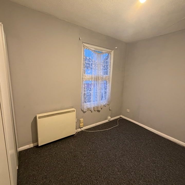 1 Bed Flat, Castle Street, LU1 - Photo 1