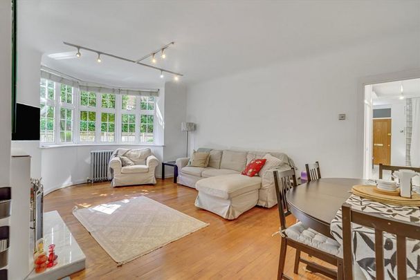 3 bedroom flat to rent - Photo 1