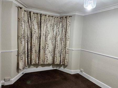 3 Bed Terraced House, Matlock Road, E10 - Photo 4