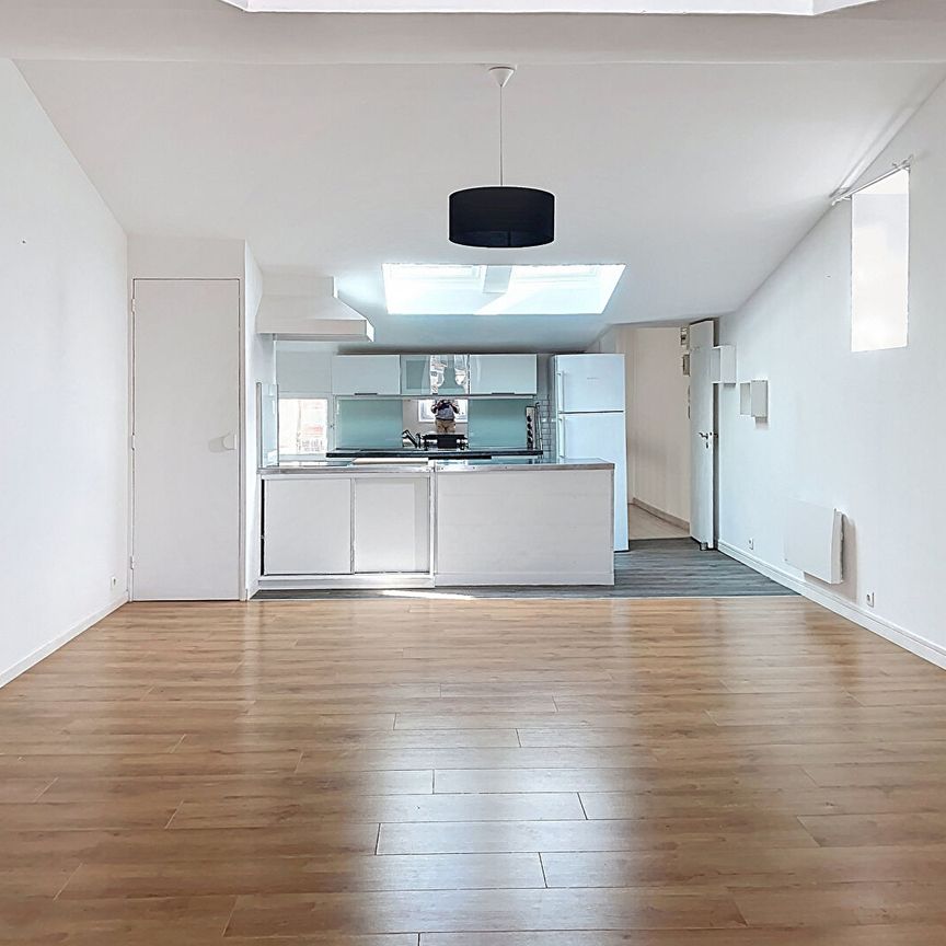 Location Appartement 3 pièces 70m² LA ROCHELLE 17000 - Photo 1