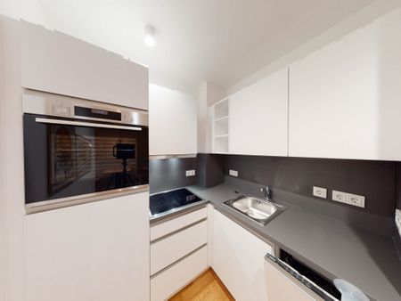 Premium Apartment mit Balkon und Designmöblierung - Photo 5