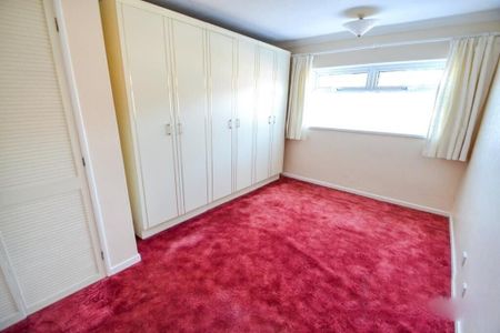 Hemswell Avenue, Hull - Photo 3