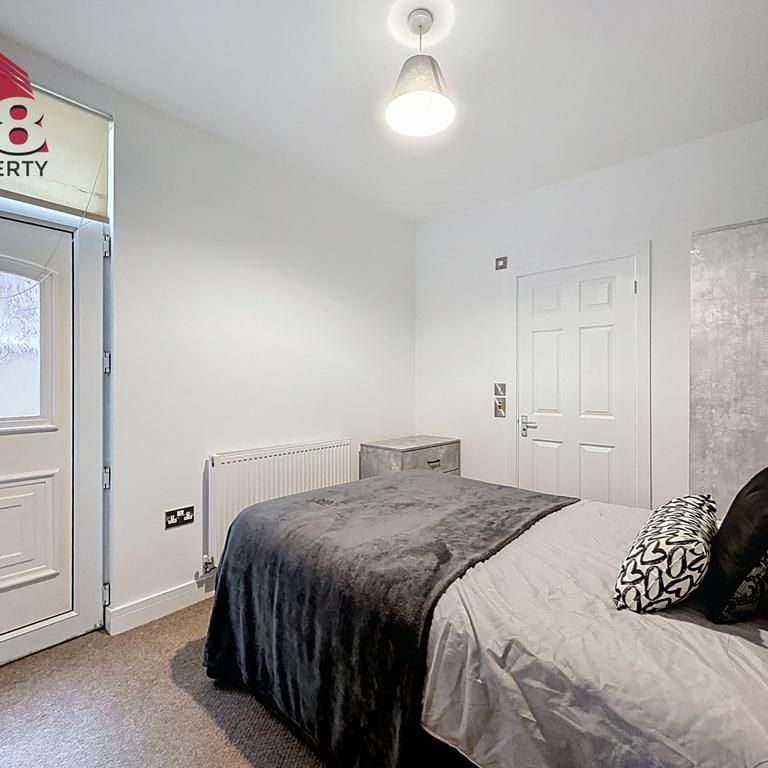 5 bedroom house share to rent - Photo 1