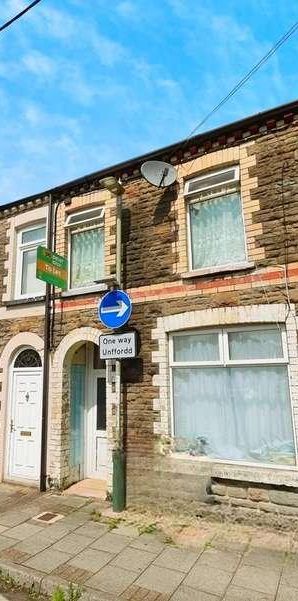 Windsor Street, Caerphilly, CF83 - Photo 1