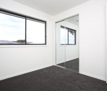 RIGHT OPPOSITE OF KOLBE CATHOLIC COLLEGE - Photo 2