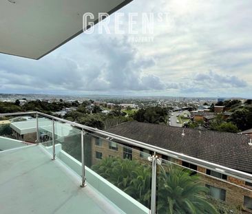 2 Bedroom Apartment With Breathtaking City Views - Photo 4