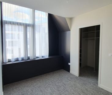 Location Appartement 2 pièces 43m² LA ROCHELLE 17000 - Photo 1