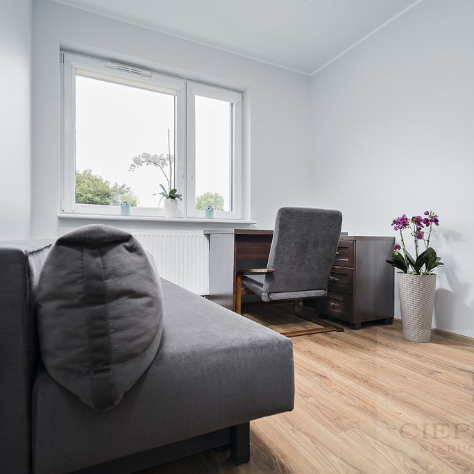 Dla grupy studentów | 3 niezależne pokoje + balkon - Zdjęcie 1