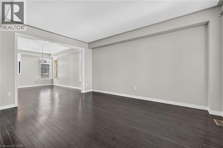 44 MATTEO Trail, Hamilton, Ontario, L9B0E6 - Photo 4