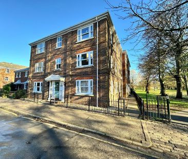 1 bedroom ground floor flat to rent - Photo 6