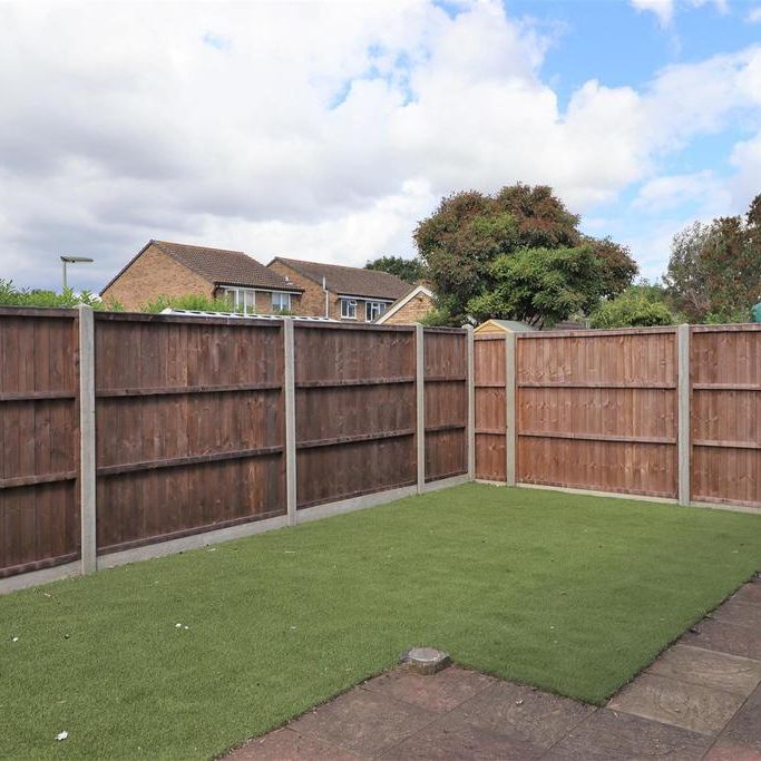 1 bedroom ground floor maisonette to rent - Photo 1