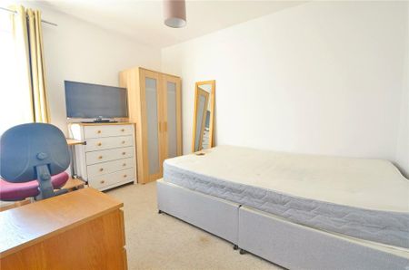 5 bedroom terraced house to rent - Photo 4