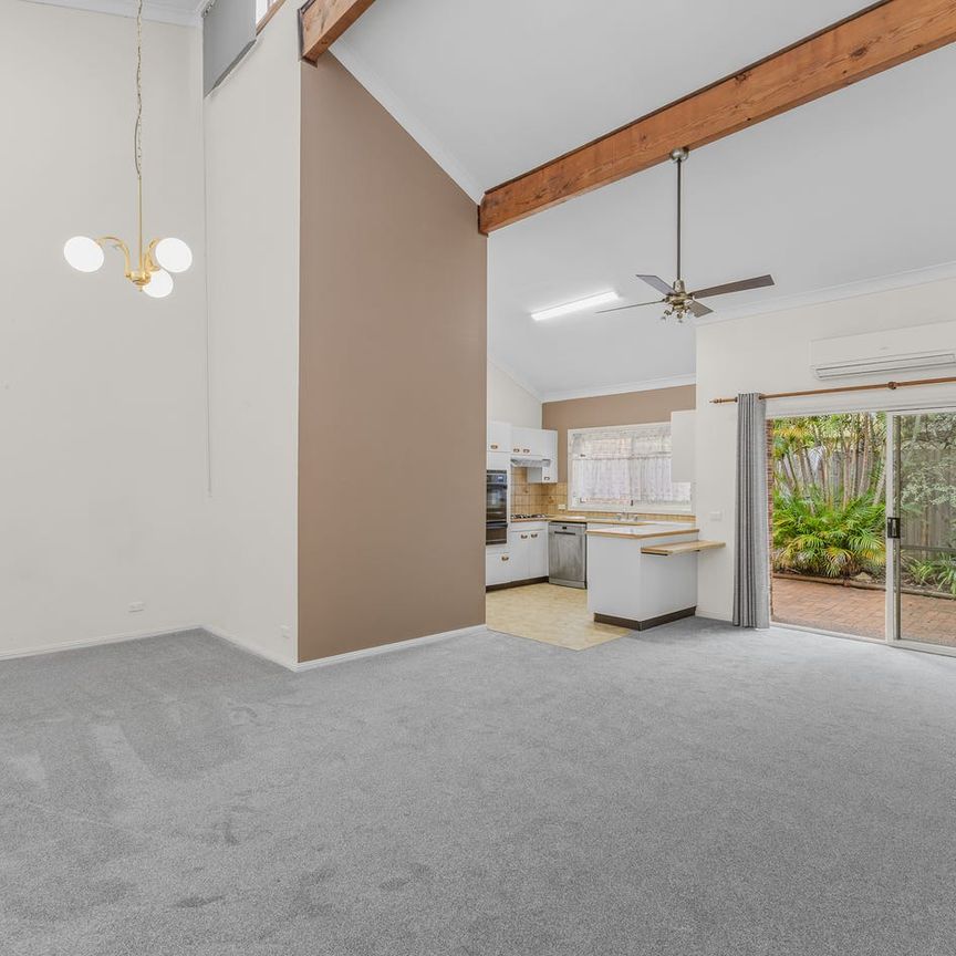 Homely Villa offering a tranquil ambience - Photo 1