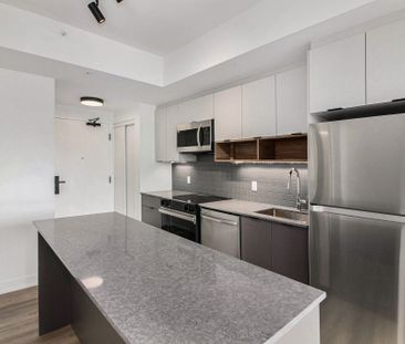 For Lease - 280 Montgomery Street Unit# 1708, Vanier and Kingsview ... - Photo 1