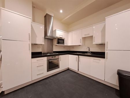 High Street, Epsom KT19, London - Photo 4