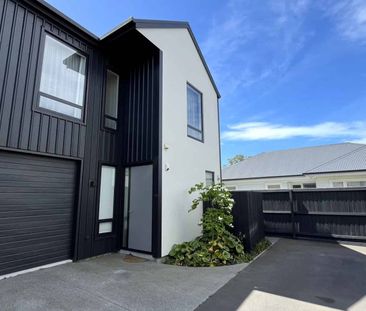 SHIRLEY - 2 STOREY, 3 BEDROOM, 2 HEATPUMPS, SINGLE INTERNAL ACCESS ... - Photo 2