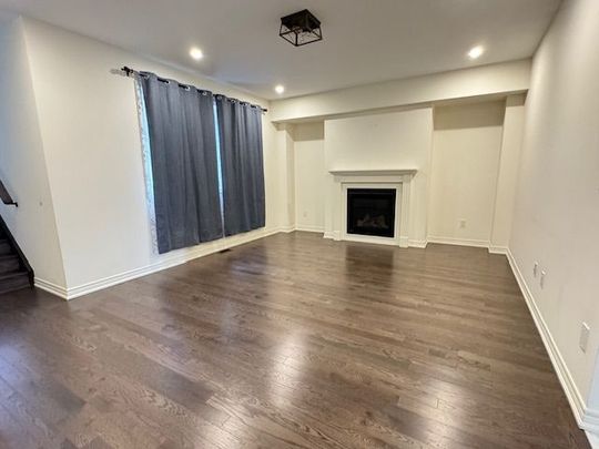 For Lease - 9440 Bayview Avenue Unit# Main Building, Richmond Hill, Ontario - Photo 1