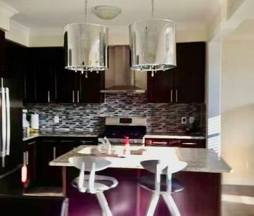 For Lease - 94 Lacewood Drive Unit# Upper, Richmond Hill, Ontario - Photo 2